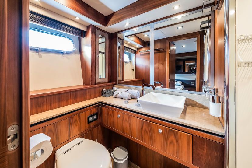 Twin Cabin (x 2) image 2