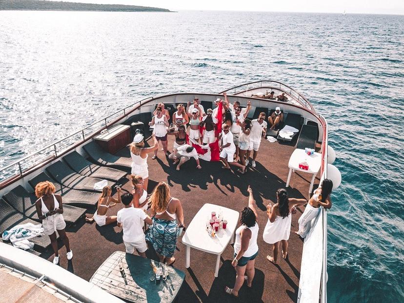 Amenities & Features image 2