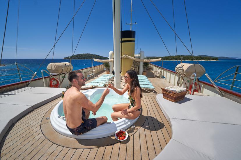 Amenities & Features image 2