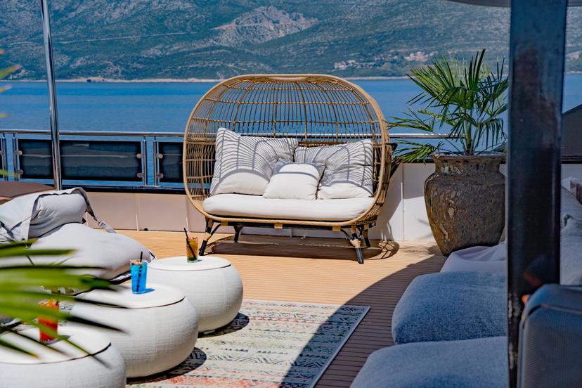 Amenities & Features image 3