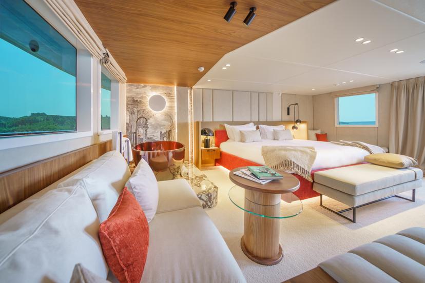 Master Cabin (x 2) image 2